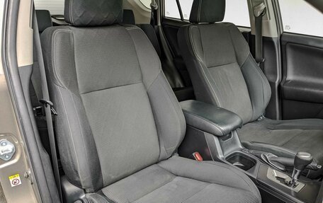 Toyota RAV4, 2016 год, 1 985 000 рублей, 22 фотография