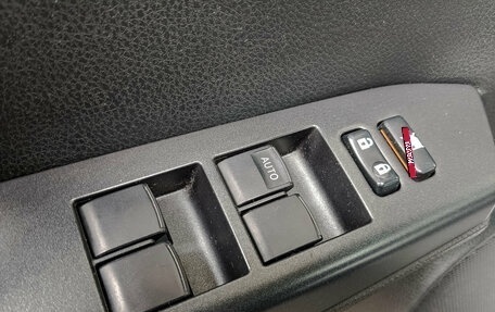 Toyota RAV4, 2016 год, 1 985 000 рублей, 28 фотография