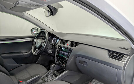 Skoda Octavia, 2018 год, 1 630 000 рублей, 11 фотография