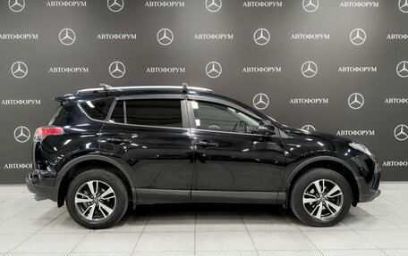 Toyota RAV4, 2019 год, 2 299 000 рублей, 3 фотография