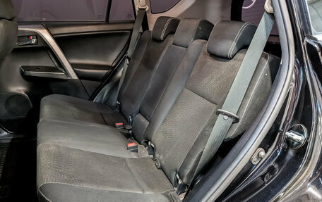 Toyota RAV4, 2019 год, 2 299 000 рублей, 10 фотография
