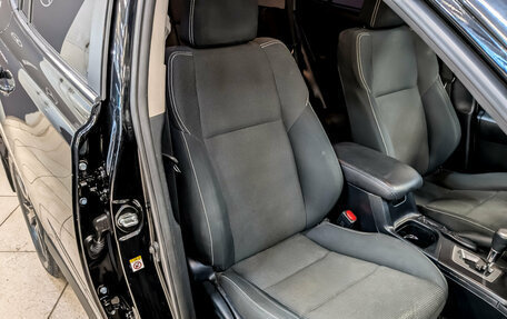 Toyota RAV4, 2019 год, 2 299 000 рублей, 20 фотография