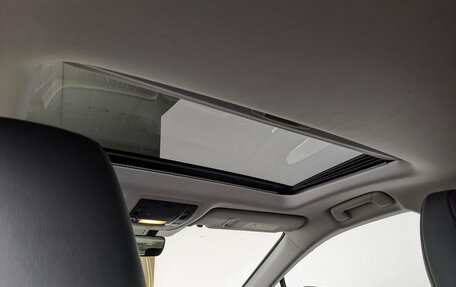 Lexus RX IV рестайлинг, 2016 год, 4 125 000 рублей, 25 фотография