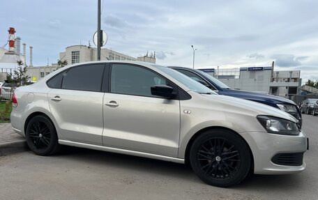 Volkswagen Polo VI (EU Market), 2014 год, 950 000 рублей, 2 фотография