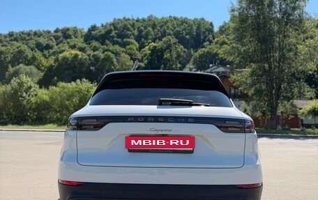 Porsche Cayenne III, 2018 год, 5 800 000 рублей, 10 фотография
