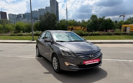 Hyundai Solaris II рестайлинг, 2016 год, 635 000 рублей, 4 фотография