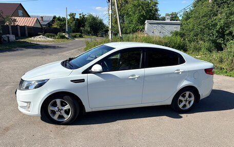 KIA Rio III рестайлинг, 2013 год, 830 000 рублей, 3 фотография