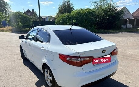 KIA Rio III рестайлинг, 2013 год, 830 000 рублей, 6 фотография