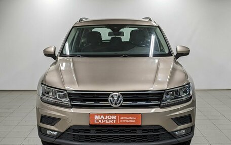 Volkswagen Tiguan II, 2020 год, 2 140 000 рублей, 2 фотография
