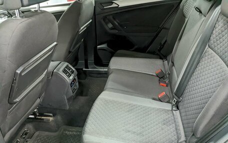 Volkswagen Tiguan II, 2020 год, 2 140 000 рублей, 16 фотография