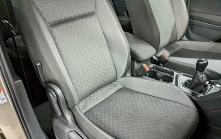 Volkswagen Tiguan II, 2020 год, 2 140 000 рублей, 21 фотография