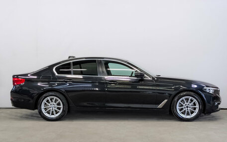 BMW 5 серия, 2018 год, 2 835 000 рублей, 4 фотография