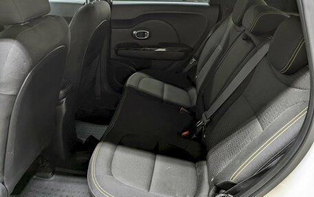 KIA Soul II рестайлинг, 2015 год, 1 150 000 рублей, 16 фотография