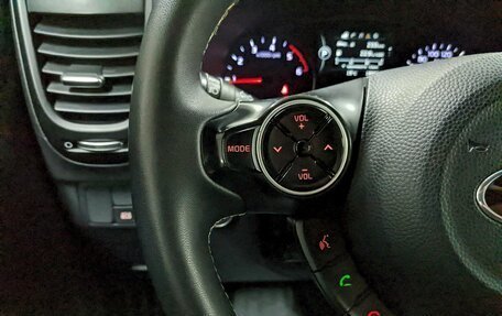 KIA Soul II рестайлинг, 2015 год, 1 150 000 рублей, 27 фотография