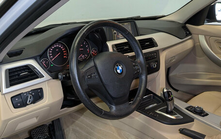 BMW 3 серия, 2014 год, 1 770 000 рублей, 16 фотография