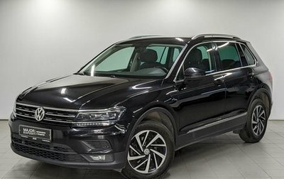 Volkswagen Tiguan II, 2018 год, 2 450 000 рублей, 1 фотография