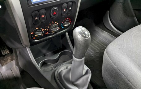 Nissan Almera, 2015 год, 640 000 рублей, 25 фотография