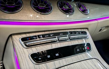 Mercedes-Benz E-Класс, 2021 год, 5 450 000 рублей, 25 фотография