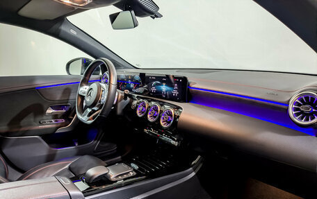 Mercedes-Benz CLA, 2022 год, 3 730 000 рублей, 11 фотография