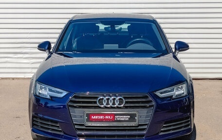Audi A4, 2019 год, 2 490 000 рублей, 3 фотография