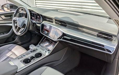 Audi A6, 2021 год, 3 395 000 рублей, 11 фотография