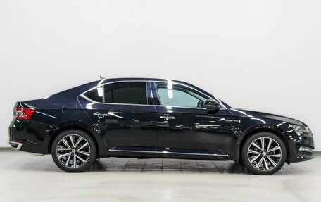 Skoda Superb III рестайлинг, 2025 год, 3 735 000 рублей, 5 фотография