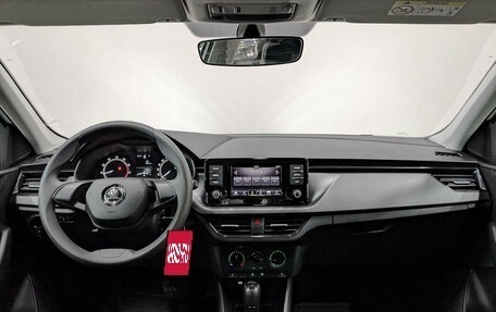 Skoda Rapid II, 2022 год, 1 669 000 рублей, 14 фотография