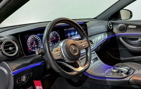 Mercedes-Benz E-Класс, 2020 год, 4 120 000 рублей, 13 фотография