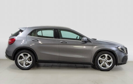 Mercedes-Benz GLA, 2018 год, 2 550 000 рублей, 4 фотография