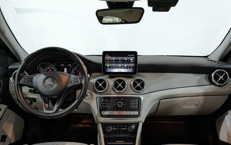 Mercedes-Benz GLA, 2018 год, 2 550 000 рублей, 14 фотография