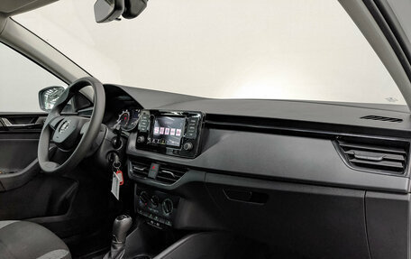 Skoda Rapid II, 2022 год, 1 599 000 рублей, 13 фотография