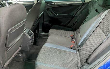 Volkswagen Tiguan II, 2019 год, 2 290 000 рублей, 16 фотография