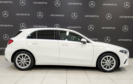 Mercedes-Benz A-Класс, 2019 год, 2 350 000 рублей, 4 фотография