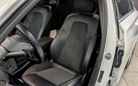 Mercedes-Benz A-Класс, 2019 год, 2 350 000 рублей, 20 фотография