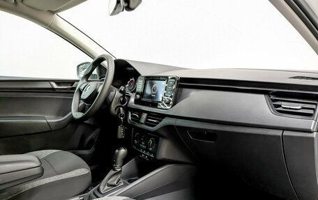 Skoda Rapid II, 2021 год, 1 570 000 рублей, 11 фотография