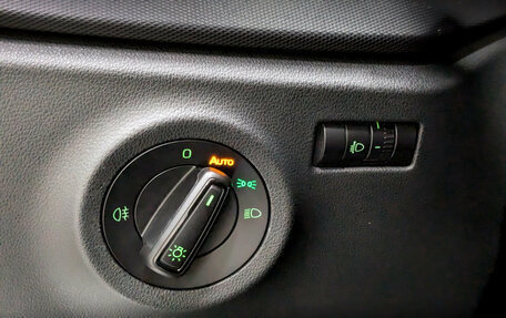Skoda Rapid II, 2021 год, 1 570 000 рублей, 25 фотография