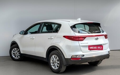 KIA Sportage IV рестайлинг, 2019 год, 2 265 000 рублей, 7 фотография