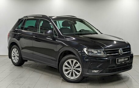Volkswagen Tiguan II, 2019 год, 2 240 000 рублей, 3 фотография