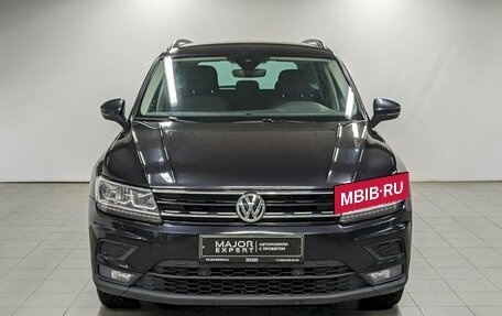 Volkswagen Tiguan II, 2019 год, 2 240 000 рублей, 2 фотография