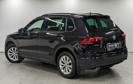 Volkswagen Tiguan II, 2019 год, 2 240 000 рублей, 7 фотография
