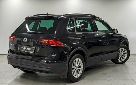 Volkswagen Tiguan II, 2019 год, 2 240 000 рублей, 5 фотография