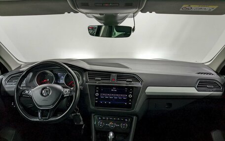 Volkswagen Tiguan II, 2019 год, 2 240 000 рублей, 23 фотография