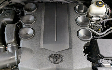 Toyota Land Cruiser Prado 150 рестайлинг 2, 2021 год, 6 590 000 рублей, 9 фотография