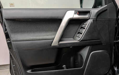 Toyota Land Cruiser Prado 150 рестайлинг 2, 2021 год, 6 590 000 рублей, 18 фотография