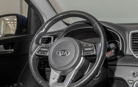KIA Sportage IV рестайлинг, 2020 год, 2 288 900 рублей, 8 фотография