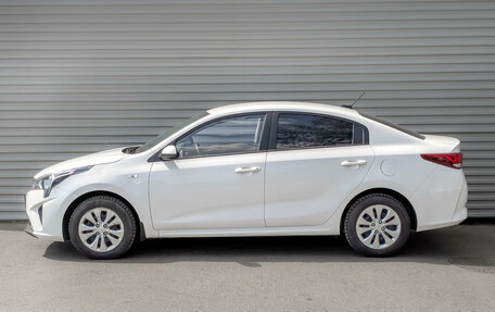 KIA Rio IV, 2021 год, 1 395 000 рублей, 8 фотография