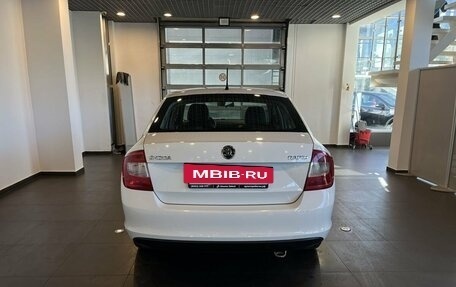 Skoda Rapid I, 2014 год, 687 000 рублей, 4 фотография