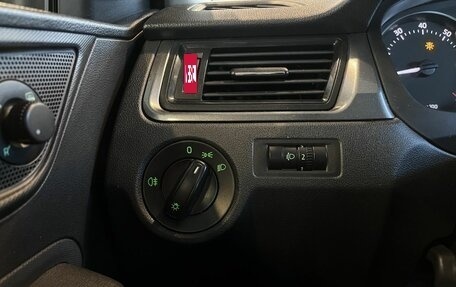 Skoda Rapid I, 2014 год, 687 000 рублей, 32 фотография
