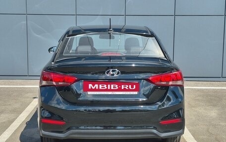 Hyundai Solaris II рестайлинг, 2018 год, 975 000 рублей, 6 фотография