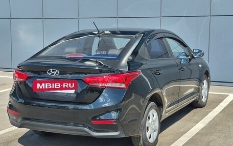 Hyundai Solaris II рестайлинг, 2018 год, 975 000 рублей, 7 фотография